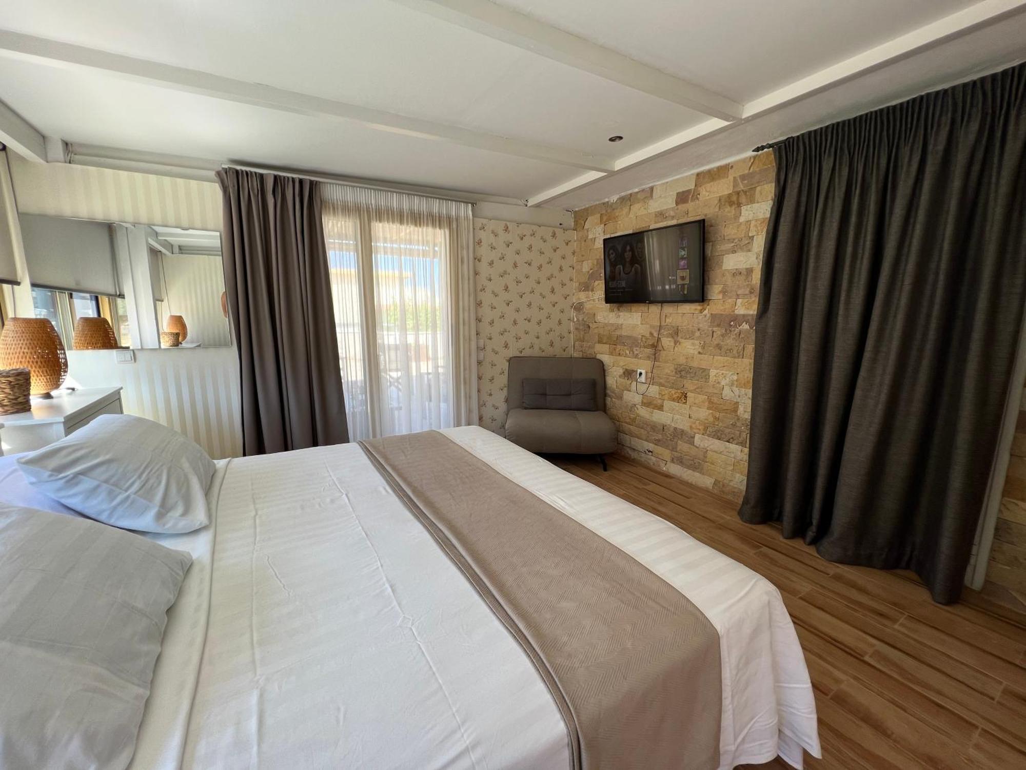 Reginas Apartments Ixiá Eksteriør bilde